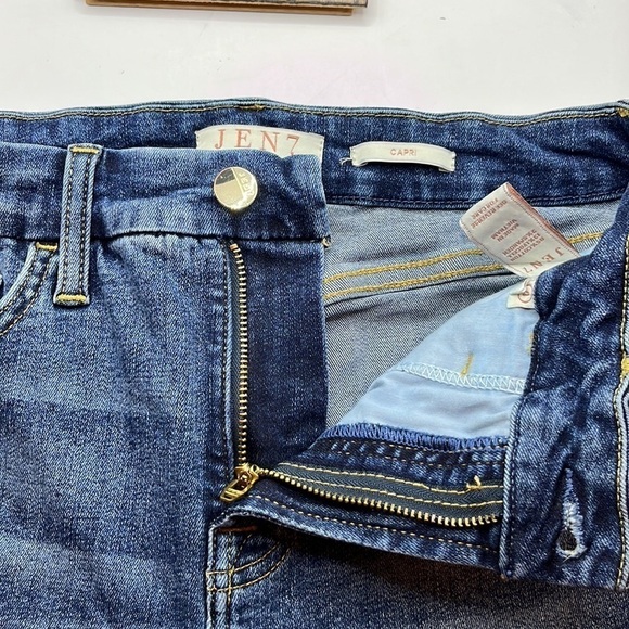 Jen 7 By 7 For All Mankind High Rise Capri Size 4 - Picture 16 of 16